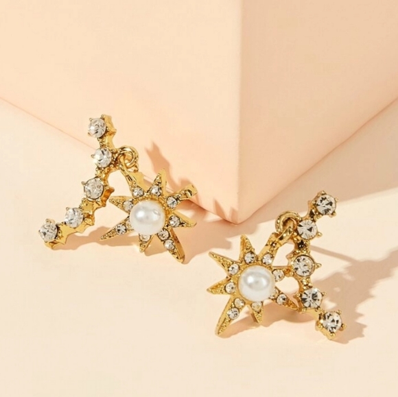 ☆Josie☆ Star Earrings - Picture 3 of 5